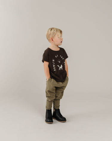 Rylee + Cru Basic Tee, Howlin' at the Moon